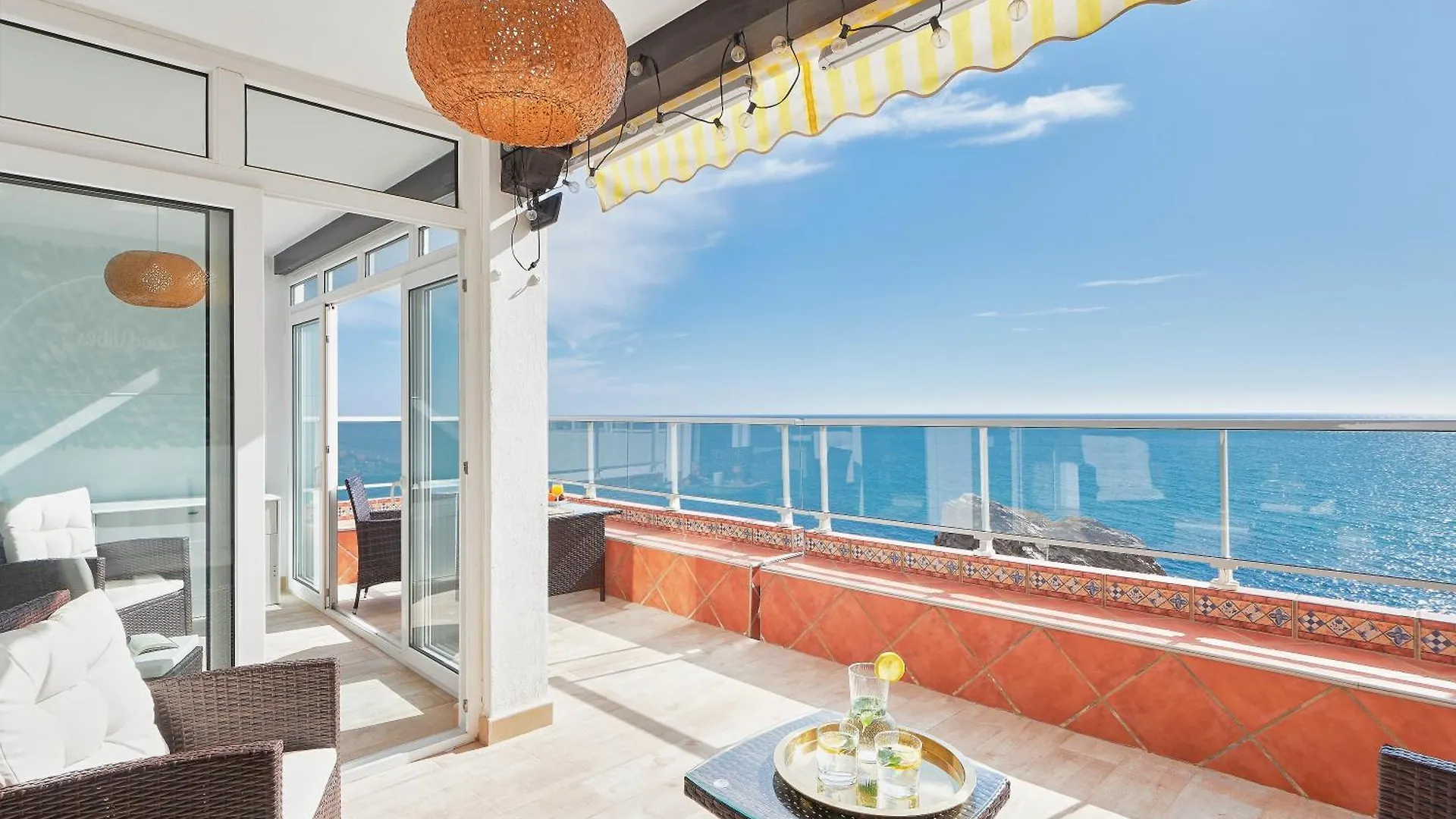 Sunrise & Sunset Unique Experience Sea Views Parking Pool Mijas Costa & Fuengirola Apartment El Faro 0*,
